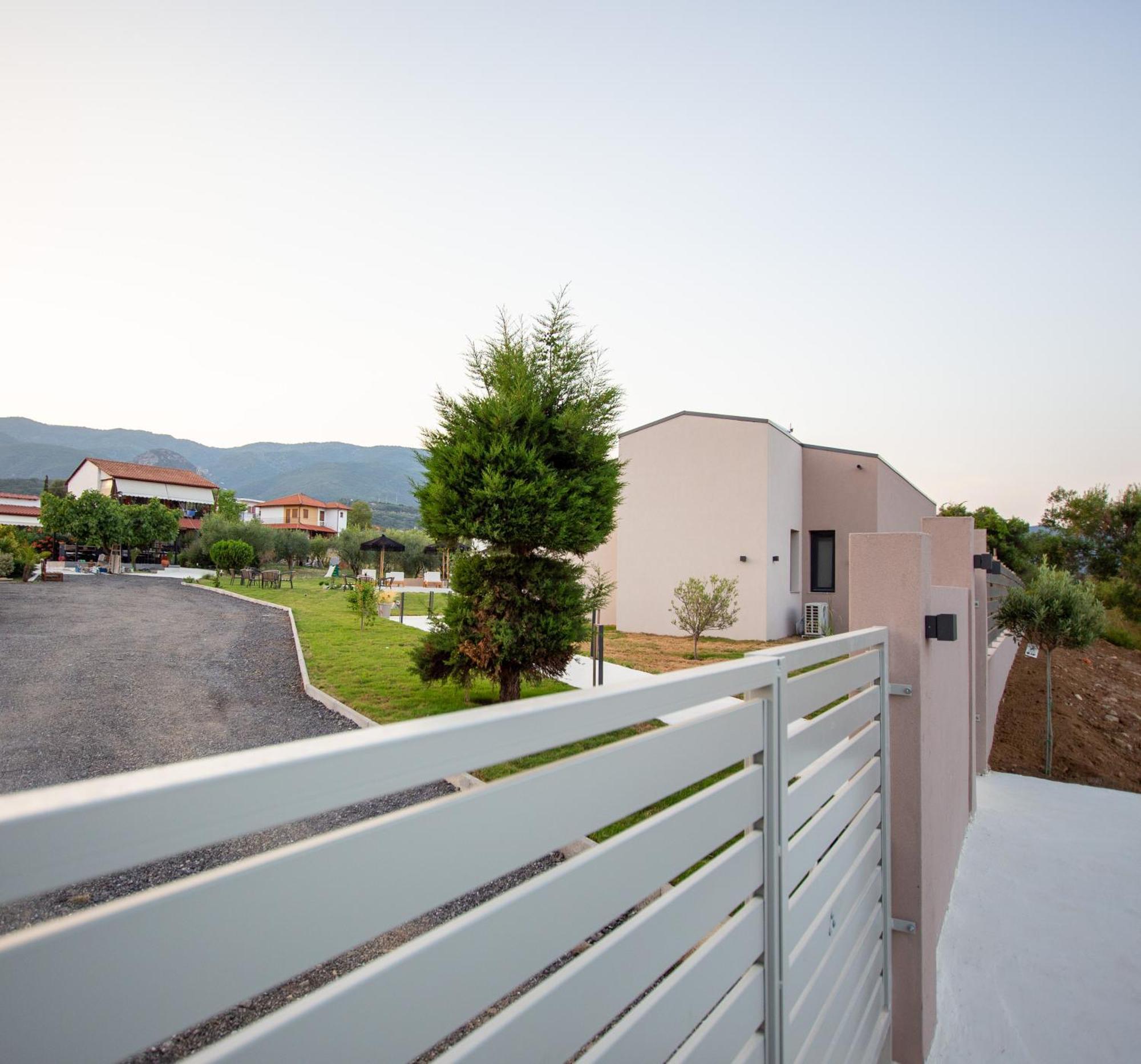 Terra Holiday Homes Аспровалта Екстер'єр фото